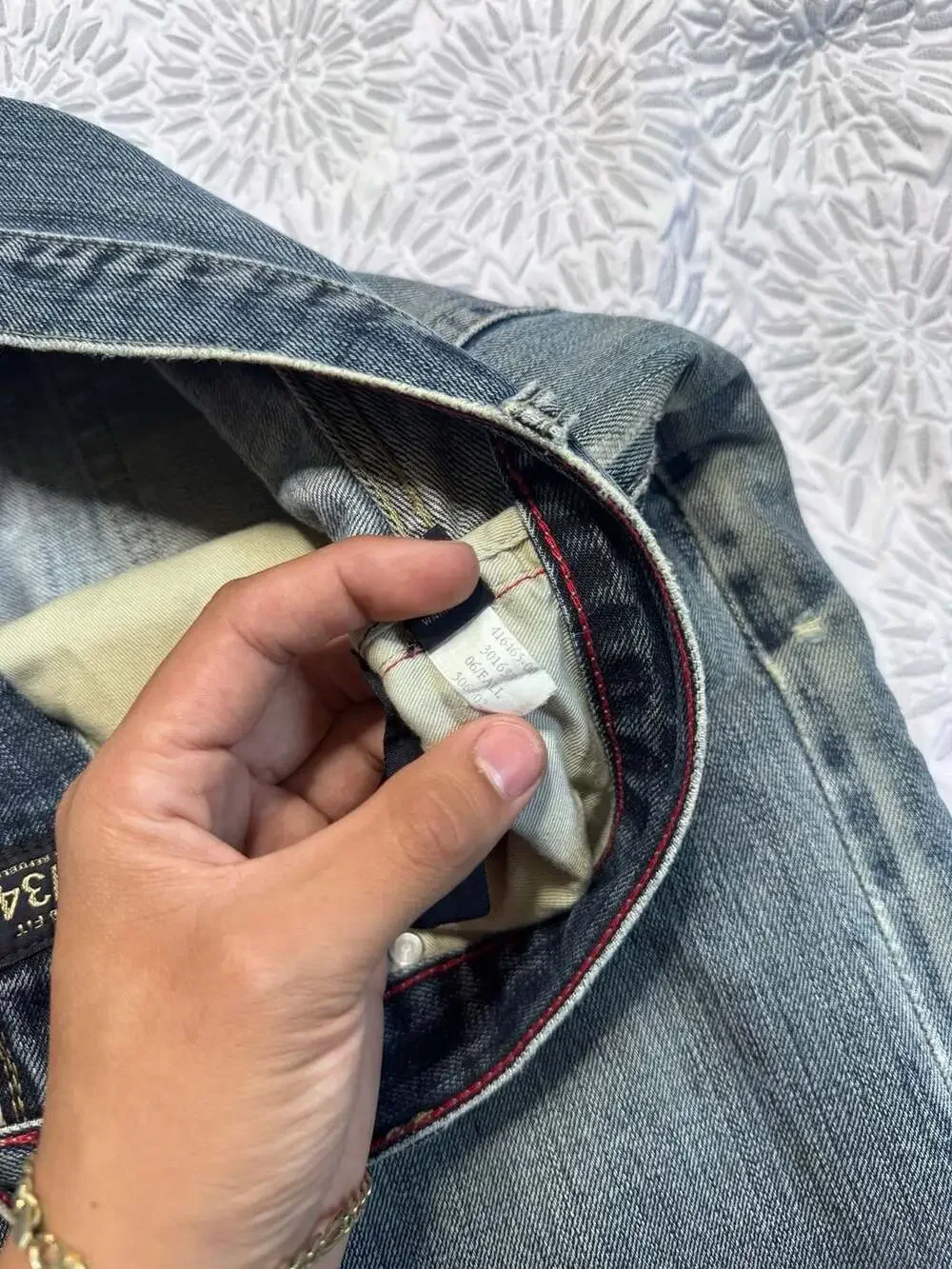 Banana Republic Relaxed Fit Distressed Medium Wash Denim Jeans Men's 35x34